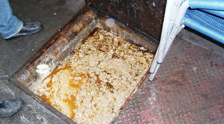 Limpeza de caixa de gordura